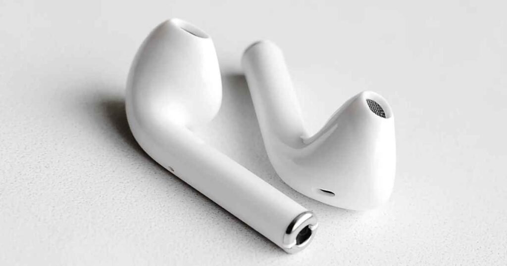 Earbud Speaker Opening